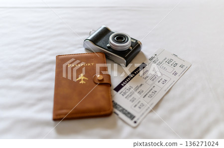 Arrangement of travel preparation items ■Photography cooperation: Kansai International Airport (KIX) 136271024