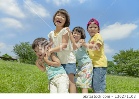 Children playing in the park 136271108