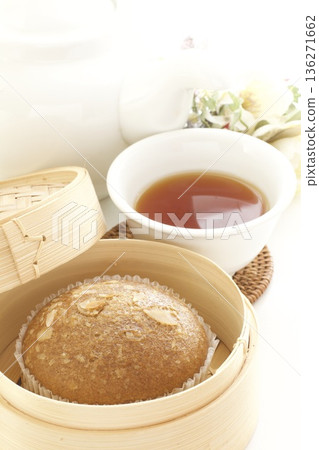 竹蒸籠裡的馬來茶 竹蒸籠裡的馬來茶 136271662