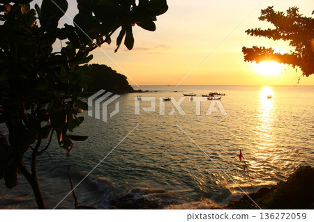 泰國普吉島自由海灘 泰國普吉島自由海灘 136272059