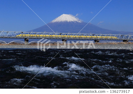 黃醫生過富士河 黃醫生過富士河 136273917