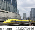 Doctor Yellow running through the city 136273946