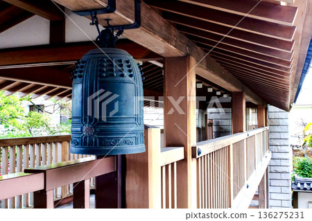 [Tokyo] Nishiarai Daishi Temple in early spring: The temple bell hanging in the corridor of the main hall 136275231