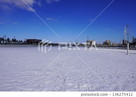 Kirakira Park in winter (Tomakomai City) 136275412