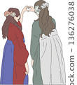 A woman wearing a graduation hakama making a heart 136276038