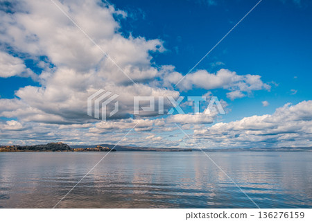 Calm Lake Horizon Calm Lake Horizon 136276159