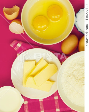 Preparation for baking, bake ingredients. 136277102