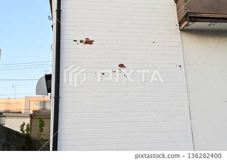 Exterior wall damage, deterioration, residential, store Exterior wall damage, deterioration, residential, store 136282400
