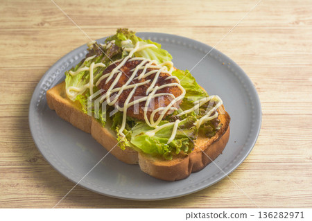 Croquette toast Croquette toast 136282971