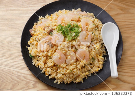 中式蝦仁炒飯 136283378