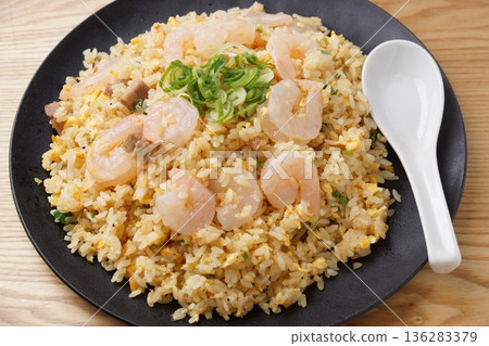 中式蝦仁炒飯 136283379