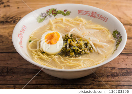Takana Tonkotsu Ramen Takana Tonkotsu Ramen 136283396