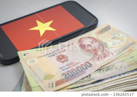 Vietnamese currency: Dong (Vietnamese Dong) Vietnamese currency: Dong (Vietnamese Dong) 136283517