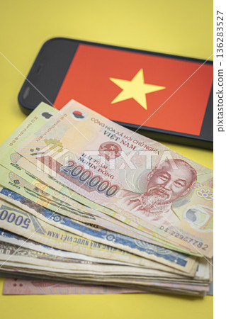 Vietnamese currency: Dong (Vietnamese Dong) Vietnamese currency: Dong (Vietnamese Dong) 136283527