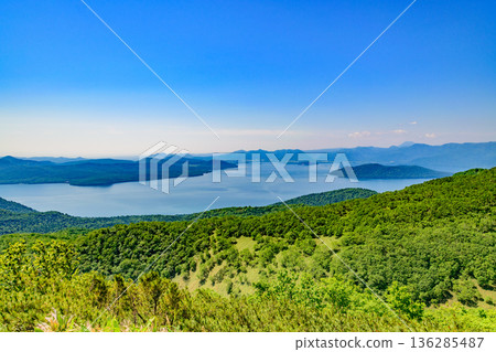 令人興奮的北海道屈斜路湖展望台 136285487