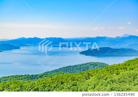 令人興奮的北海道屈斜路湖展望台 136285490
