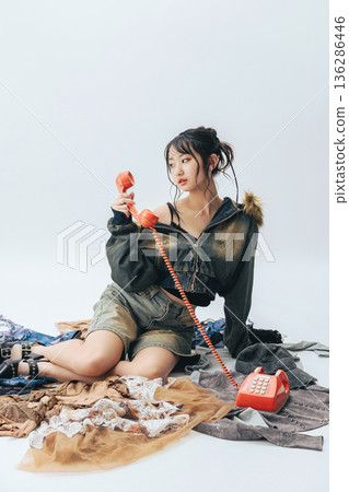 Fashion portrait of young woman Fashion portrait of young woman 136286446