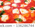 美味的瑪格麗特起司和番茄醬 136286744