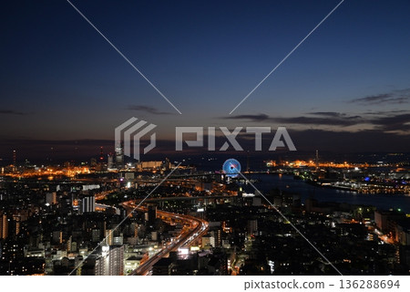 從大阪灣藝術酒店塔樓看到的夜景 136288694