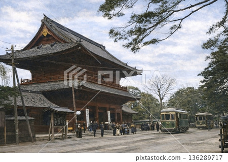 老照片，1924-1927年，東京增上寺大門（三上寺門）（黑白照片經人工智慧著色） 136289717