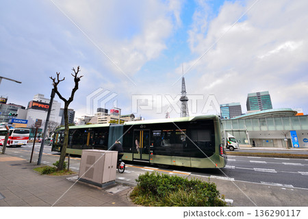 愛知縣：SRT，一種在名古屋榮市運行的新型公路運輸系統 136290117