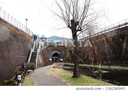 Takamori Spring Tunnel Park (Aso District, Kumamoto Prefecture) 136290943