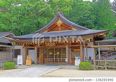 武田神社（甲府） 136291940