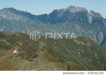 北阿爾卑斯山的秋天,劍山和種池山莊:九月的山景 北阿爾卑斯山的秋天,劍山和種池山莊:九月的山景 136292140