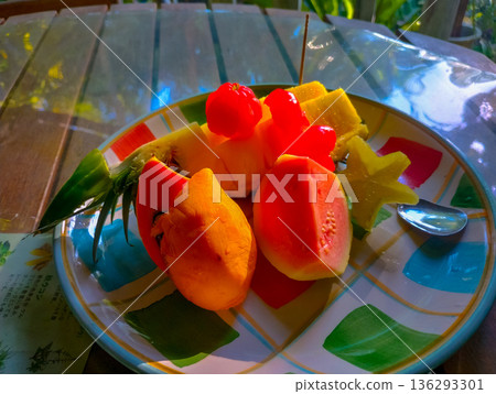 Ishigaki Island Fruit Plate Ishigaki Island Fruit Plate 136293301