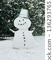 Bucket Snowman 136293765
