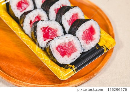 Bigeye tuna roll Bigeye tuna roll 136296376