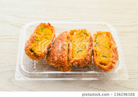 Chestnut pumpkin croquettes Chestnut pumpkin croquettes 136296388