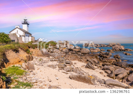 Beach of Pontusval, cotes-d'armor, brittany, france 136296761