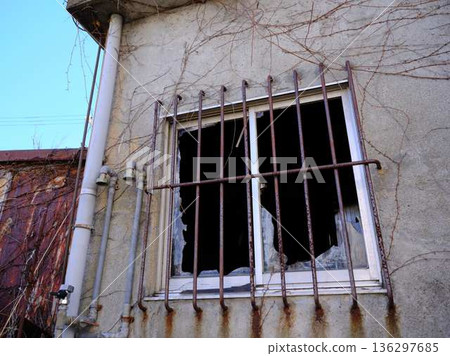 私人住宅被火燒毀 136297685