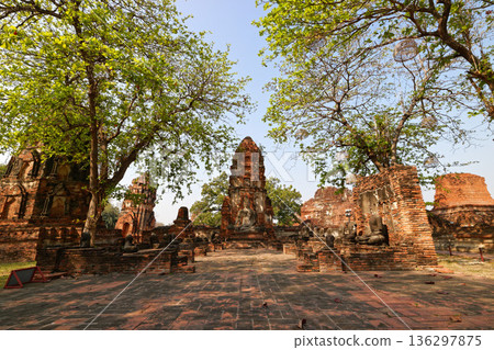 Thailand Ayutthaya Wat Mahathat 136297875