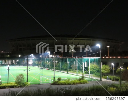 Shinyoko Football Park Nissan Stadium night 136297897