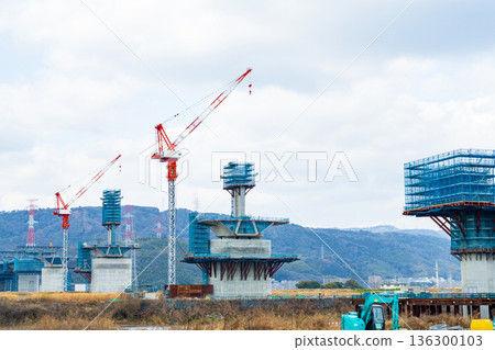 January 2026, Osaka Prefecture, Yodo River left bank riverbed, Shin-Meishin Expressway Yodogawa Bridge under construction January 2026, Osaka Prefecture, Yodo River left bank riverbed, Shin-Meishin Expressway Yodogawa Bridge under construction 136300103