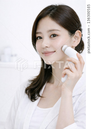 皮膚掃描儀測量，日本女性，20多歲，皮膚病學技術，豎版照片 136300585