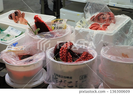 Vinegared octopus sold in barrels - a New Year's product 136300609