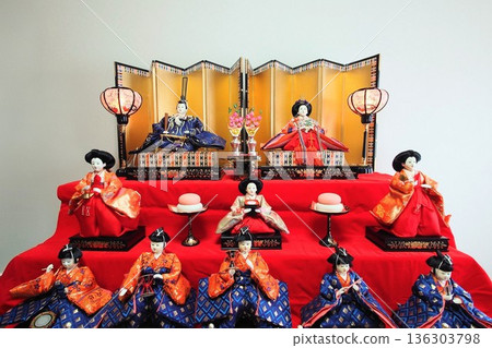 日本傳統文化女兒節人偶 136303798