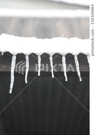 屋簷冰柱 136304064