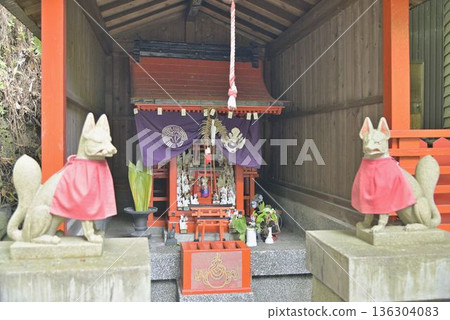[神奈川]橫須賀 - 德壽院（豐川稻荷橫須賀別院）稻荷神社 136304083