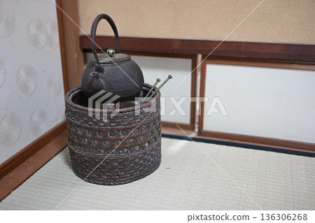 與壁爐的風景 136306268