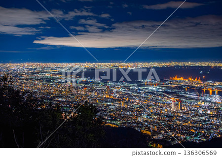 A panoramic night view of Osaka Bay and the Hanshin area from Mount Maya's Kikuseidai in Kobe, Hyogo Prefecture A panoramic night view of Osaka Bay and the Hanshin area from Mount Maya's Kikuseidai in Kobe, Hyogo Prefecture 136306569