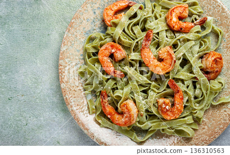 tagliatelle with spinach, in cream sauce, with shrimp, homemade, no people, tagliatelle with spinach, in cream sauce, with shrimp, homemade, no people, 136310563