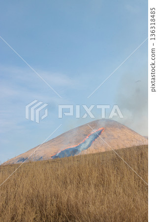Aso open burning (Aso, Kumamoto Prefecture) Aso open burning (Aso, Kumamoto Prefecture) 136318485