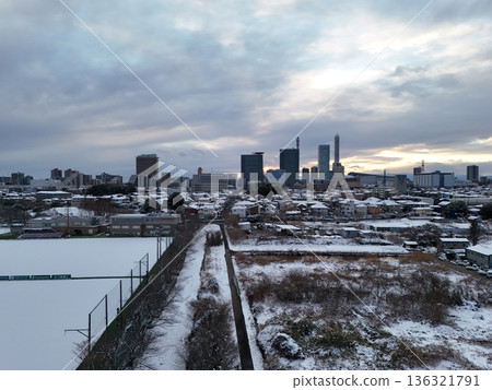 鳥瞰圖：雪中的埼玉新城 136321791