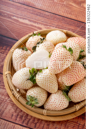 Fresh white strawberries 136322462