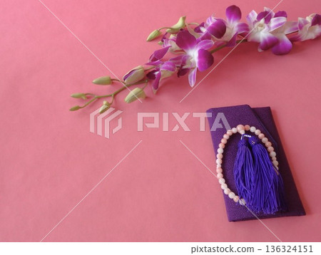 念珠和石斛 136324151