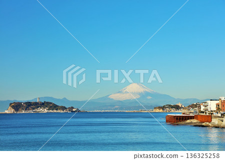 Kanagawa Prefecture: Blue sky, Enoshima, and Mount Fuji Kanagawa Prefecture: Blue sky, Enoshima, and Mount Fuji 136325258